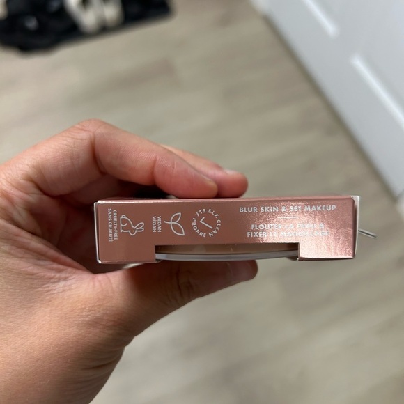 Elf Halo Glow Powder Filter, Medium Neutral - Picture 4 of 5